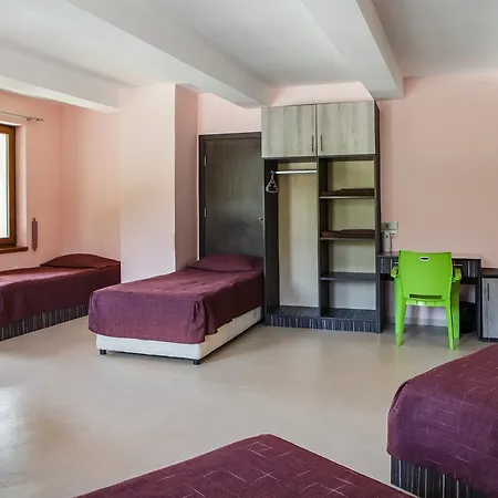 מלון Family Kipra