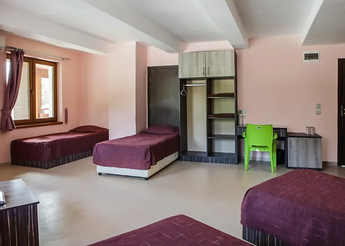 Ξενοδοχείο Family Kipra