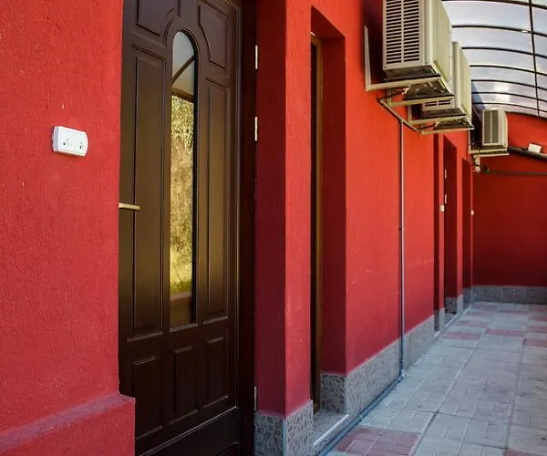 Family 2* Kipra
